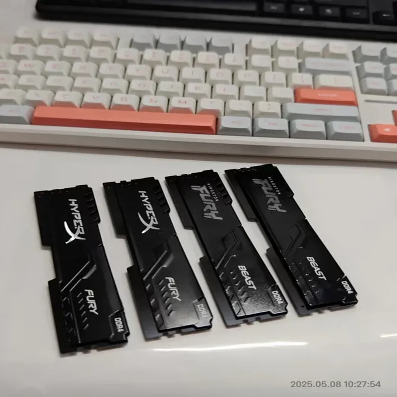 硬盘盒（8GB）