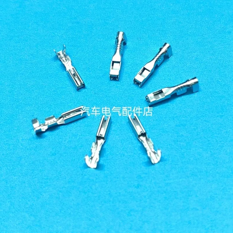 LED 大灯灯泡（适配 吉利帝豪）